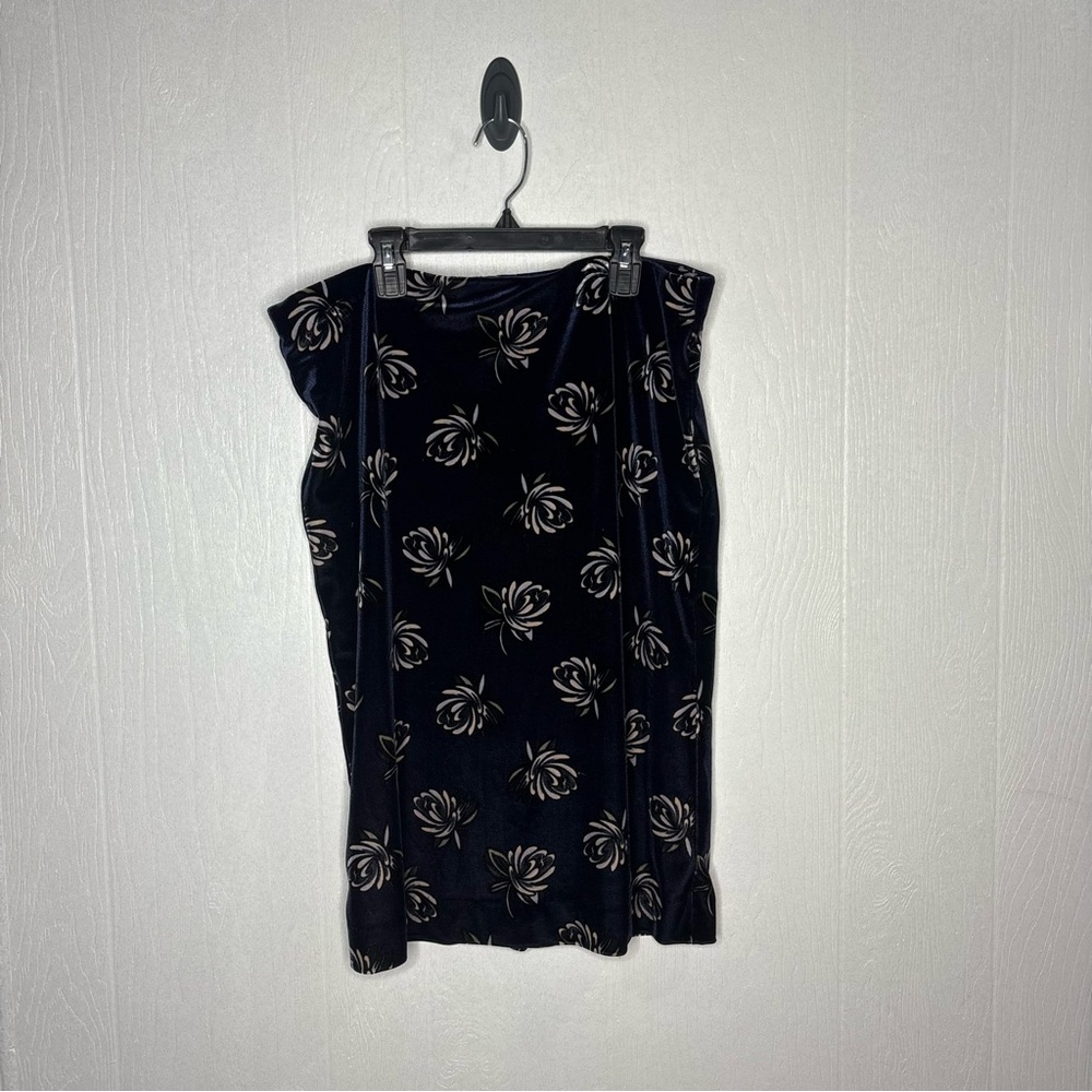 Loft midnight blue floral velour pencil skirt size large